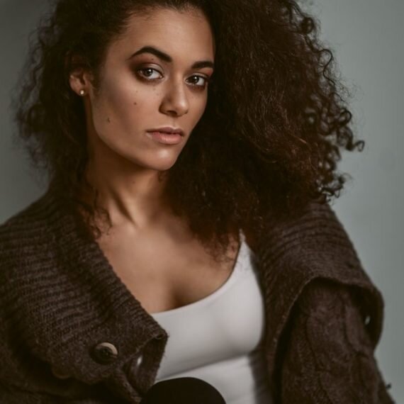 portret sensualny, kobieta, portrety kobiece wrocław, sesje zdjęciowe artystyczne